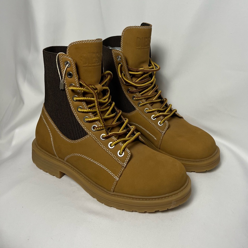 DIESEL Boots size 9 US NWT